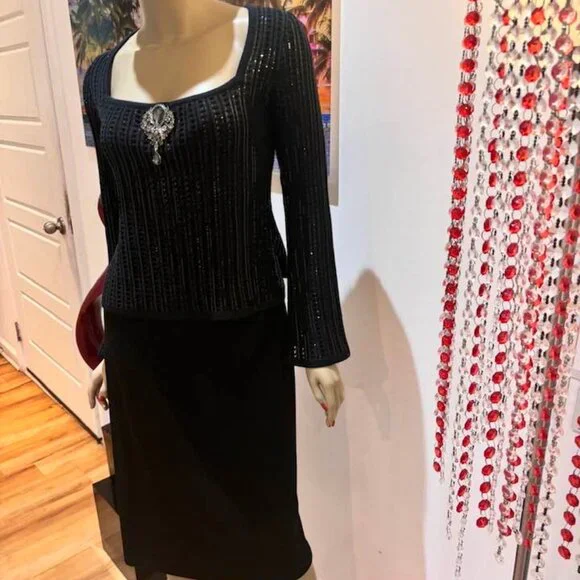 St John evening set skirt suit embellished paillettes sequined Large 12 crochet - Picture 4 of 5